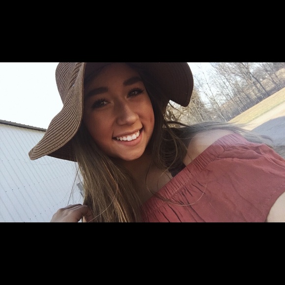 Meet your Posher, Bailey - Picture 8 of 8